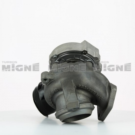 Turbo neuf comprenant :