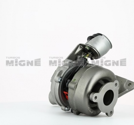 Turbo neuf comprenant :