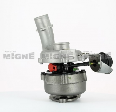 Turbo neuf comprenant :