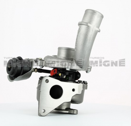 Turbo neuf comprenant :