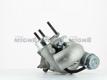 Turbo neuf comprenant :