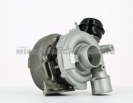 Turbo neuf comprenant :