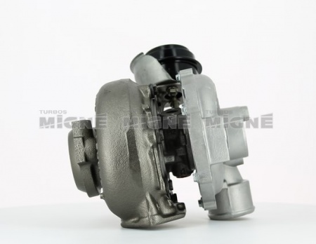 Turbo neuf comprenant :