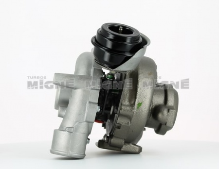 Turbo neuf comprenant :