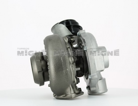 Turbo neuf comprenant :