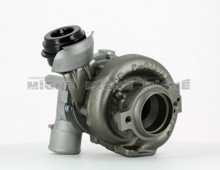 Turbo neuf comprenant :