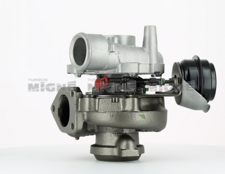 Turbo neuf comprenant :