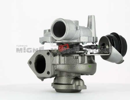 Turbo neuf comprenant :