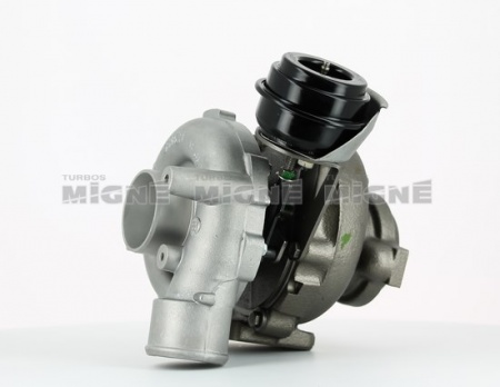 Turbo neuf comprenant :