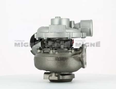 Turbo neuf comprenant :