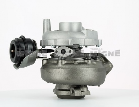 Turbo neuf comprenant :