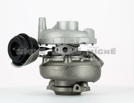 Turbo neuf comprenant :