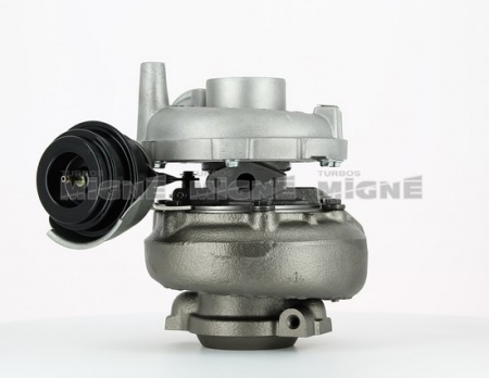 Turbo neuf comprenant :