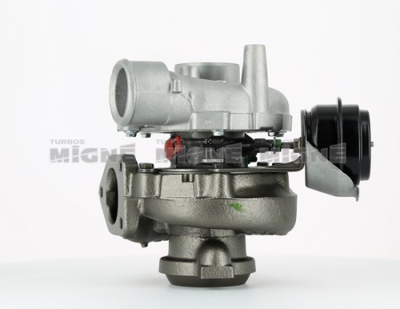 Turbo neuf comprenant :