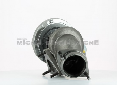 Turbo neuf comprenant :