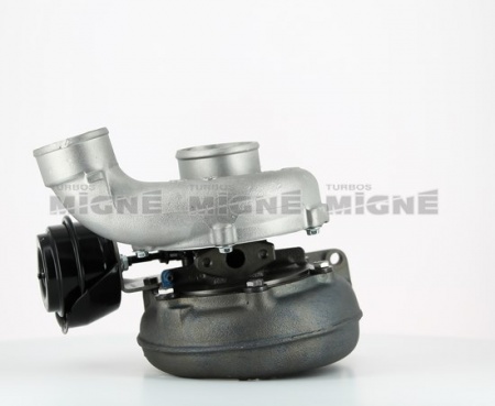 Turbo neuf comprenant :