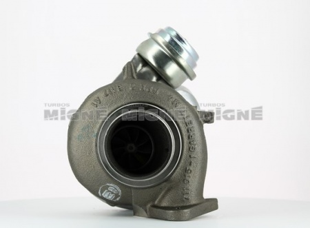 Turbo neuf comprenant :