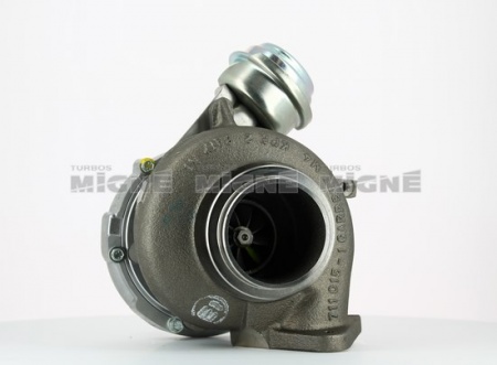 Turbo neuf comprenant :