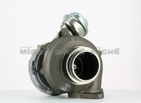 Turbo neuf comprenant :