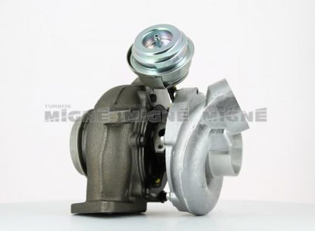 Turbo neuf comprenant :