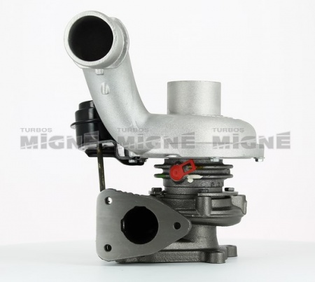 Turbo neuf comprenant :