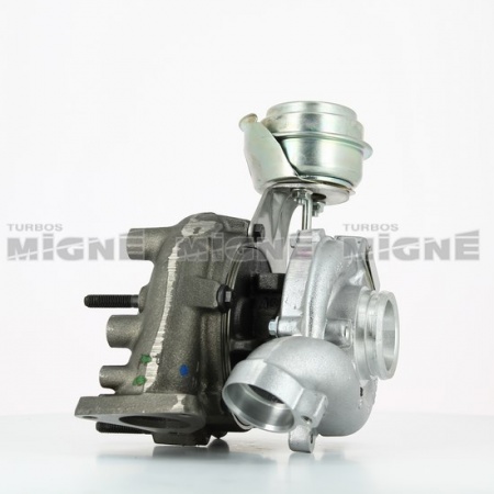 Turbo neuf comprenant :