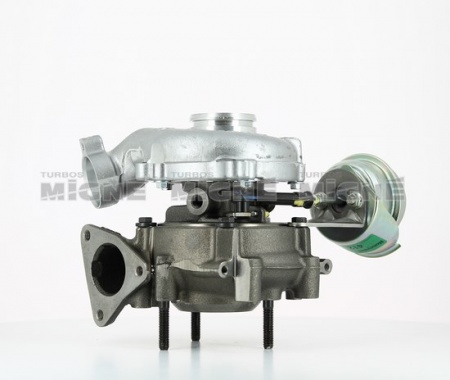 Turbo neuf comprenant :