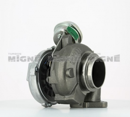 Turbo neuf comprenant :