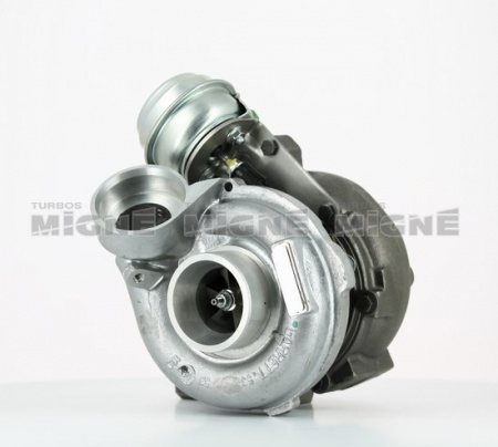 Turbo neuf comprenant :