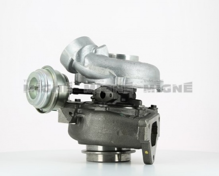 Turbo neuf comprenant :