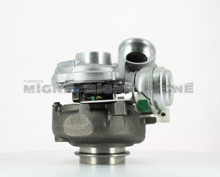 Turbo neuf comprenant :