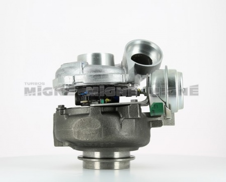 Turbo neuf comprenant :