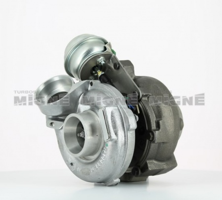 Turbo neuf comprenant :