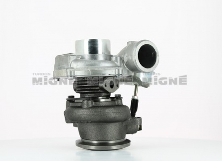 Turbo neuf comprenant :