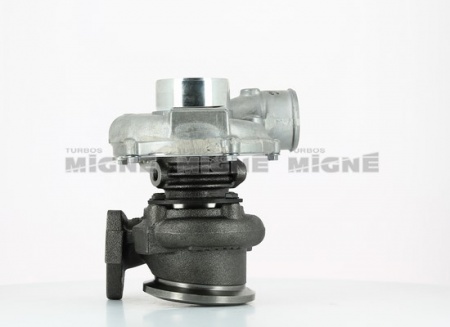 Turbo neuf comprenant :