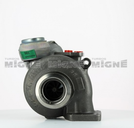 Turbo neuf comprenant :