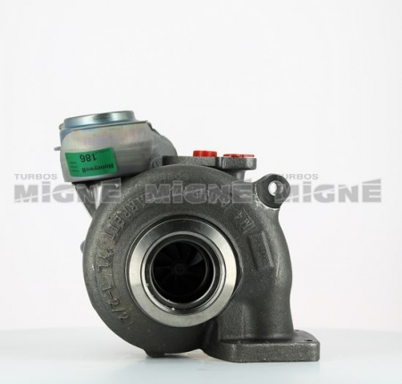 Turbo neuf comprenant :