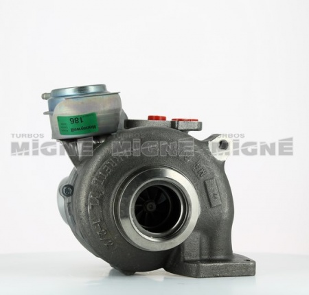 Turbo neuf comprenant :