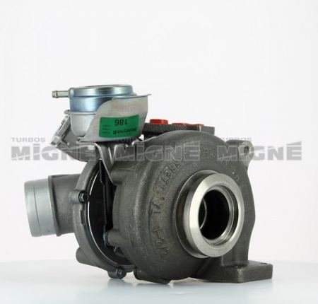 Turbo neuf comprenant :