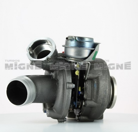 Turbo neuf comprenant :