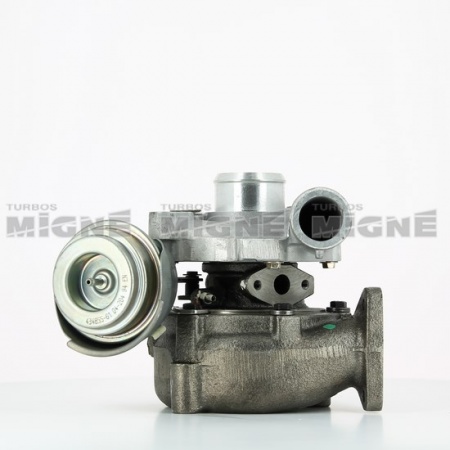 Turbo neuf comprenant :