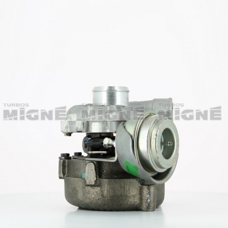 Turbo neuf comprenant :