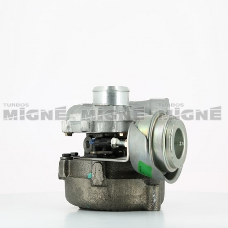 Turbo neuf comprenant :