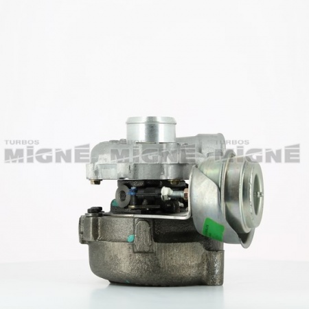 Turbo neuf comprenant :