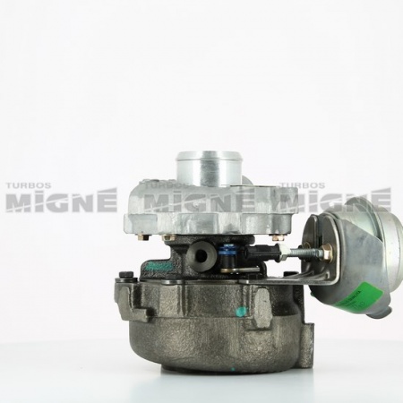 Turbo neuf comprenant :