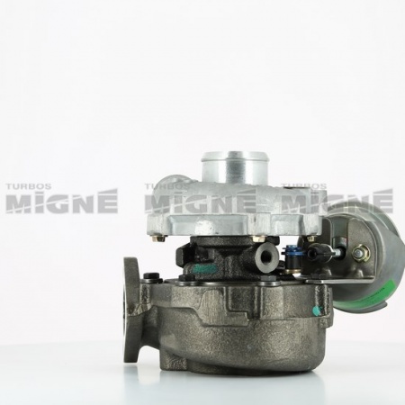 Turbo neuf comprenant :