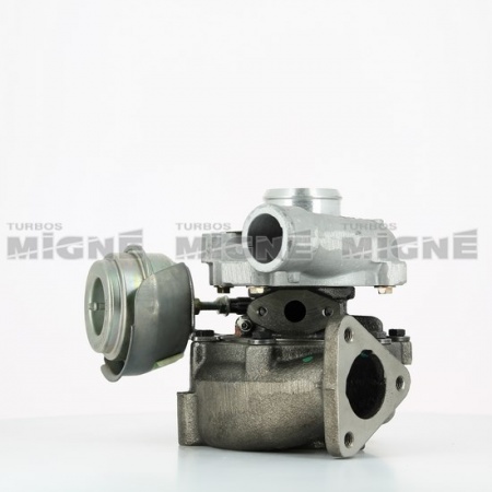 Turbo neuf comprenant :