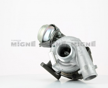 Turbo neuf comprenant :