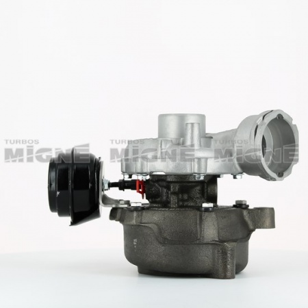 Turbo neuf comprenant :