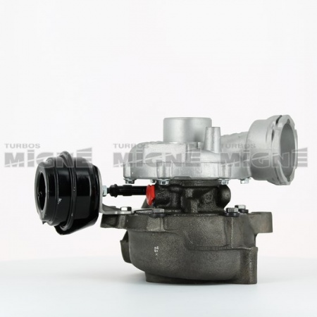 Turbo neuf comprenant :